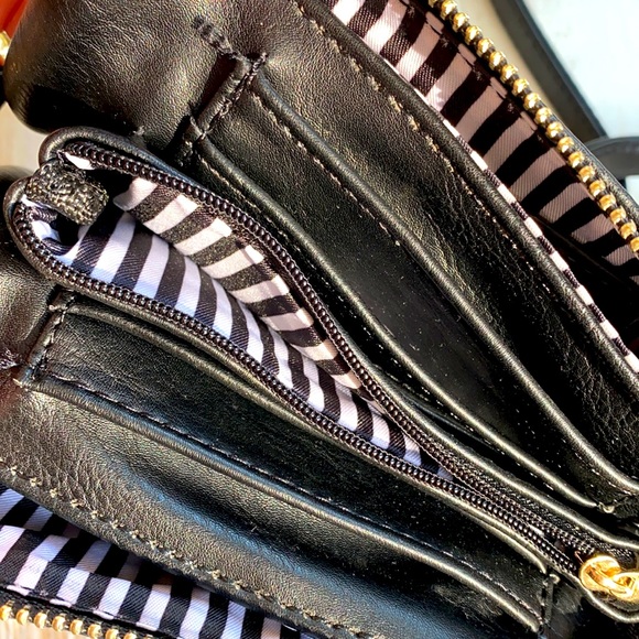 Charming Charlie Small Purse/Organizer - Picture 5 of 12